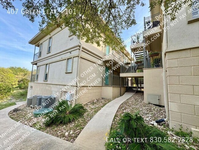 Building Photo - 407 Green Leaf