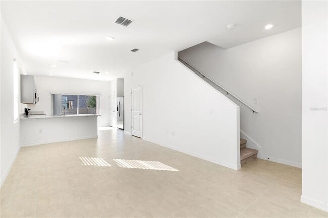 Building Photo - 2987 Skyline Lp