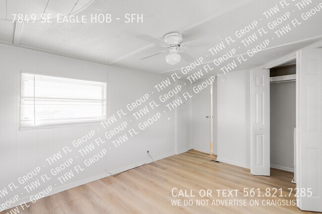 Building Photo - 7849 SE Eagle Ave