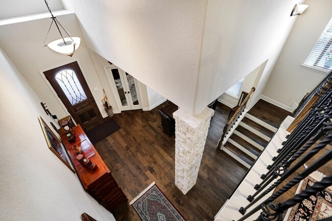 Building Photo - 28565 Willis Ranch