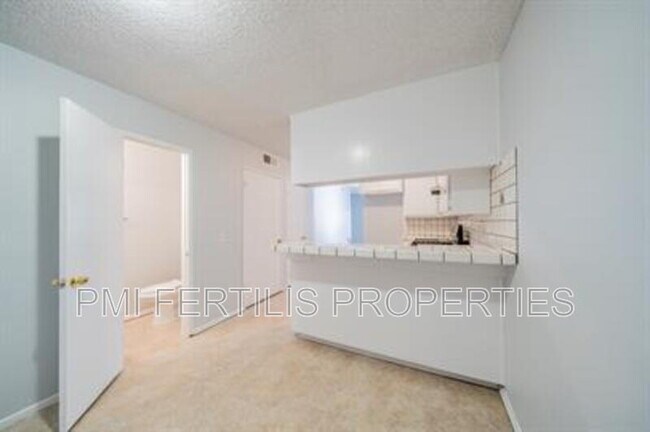 Building Photo - 16845 San Bernardino Ave