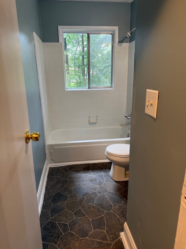 Building Photo - 6529 Sinclair Pl