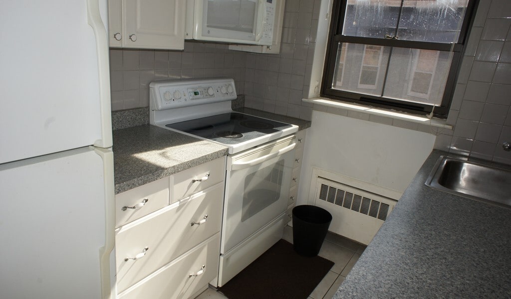 Building Photo - 47 Harvard Ave