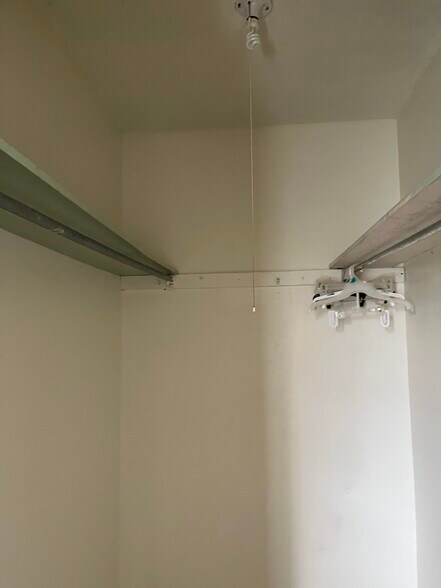 Closet 1 - 1036 Eli Ct
