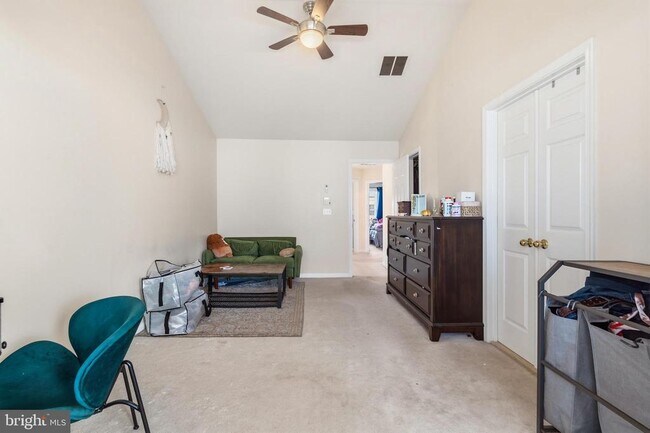 Building Photo - 9841 Cheshire Ridge Cir