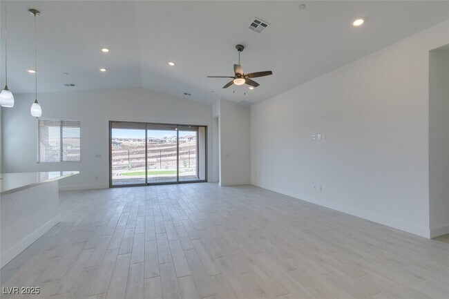 Building Photo - 257 Piazzetta Pl