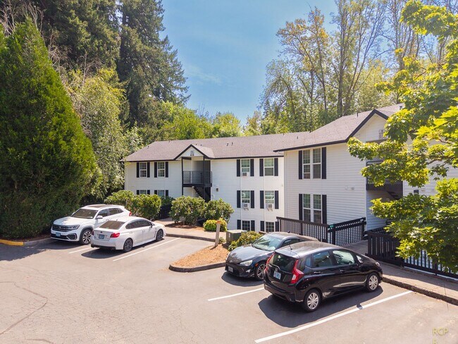 Building Photo - Bluebird Cozine Creek ***MOVE IN SPECIAL $...