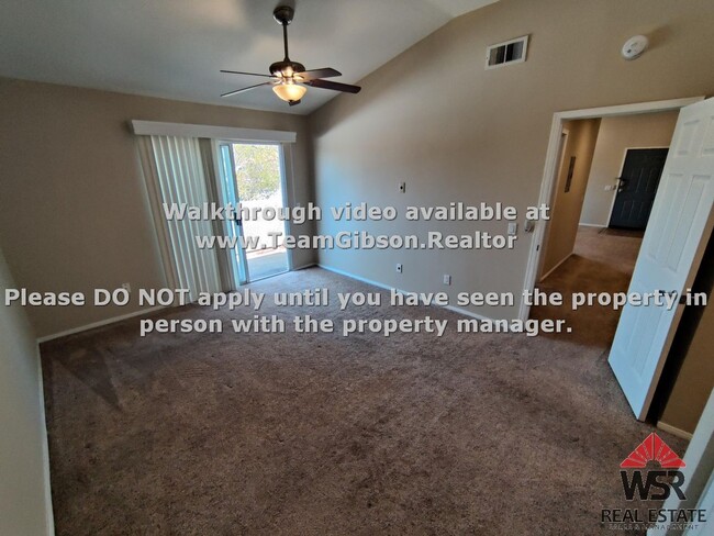 Building Photo - 2 Bedroom, Upstairs Condo