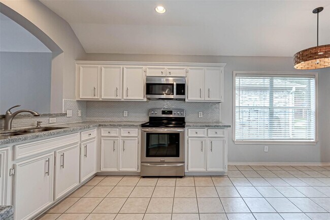 Building Photo - 7306 Autumn Aspen Ln