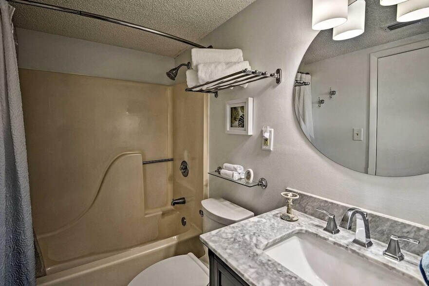 Building Photo - 2730 Ocean Shore Blvd