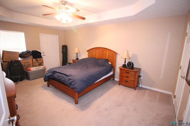 Building Photo - 708 Bison Rd