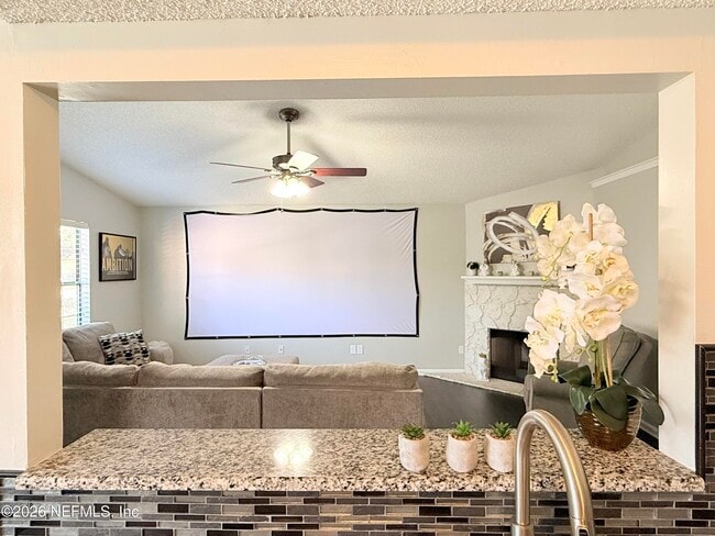 Building Photo - 7748 Pepper Cir E