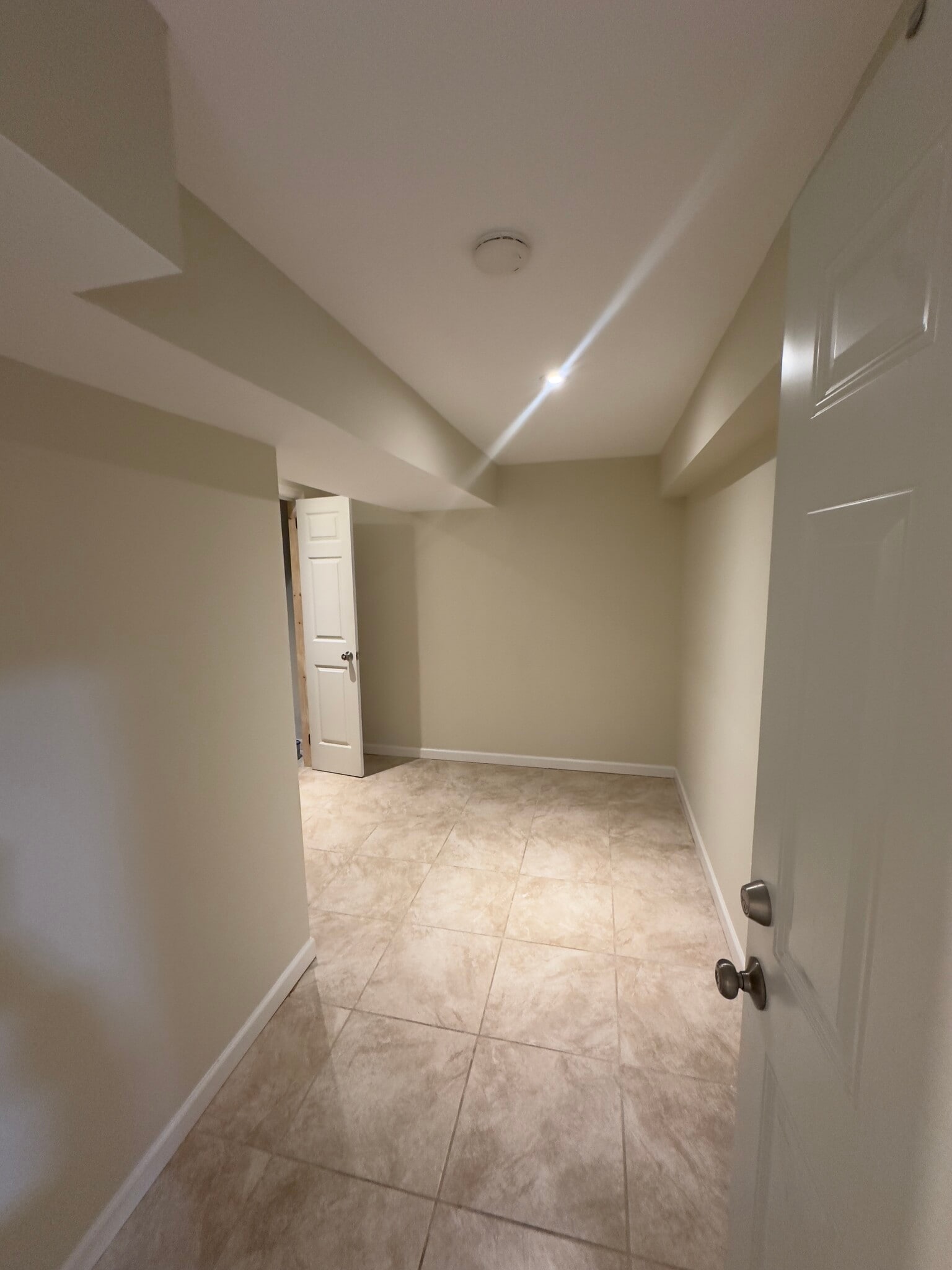 Building Photo - 8500 Magnolia Dr