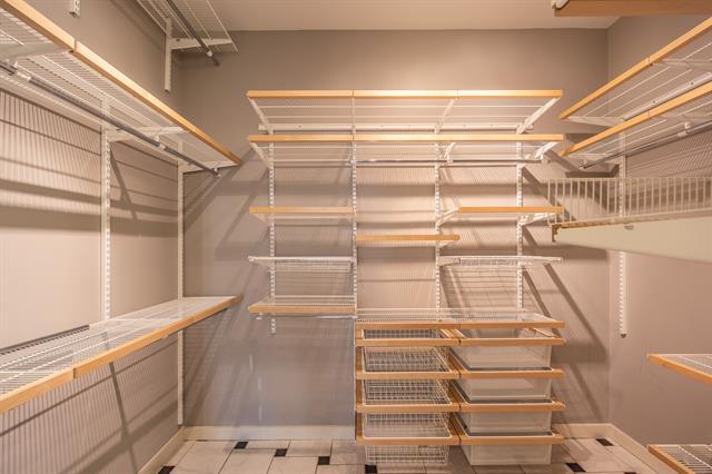 Building Photo - 3015 Bryan St