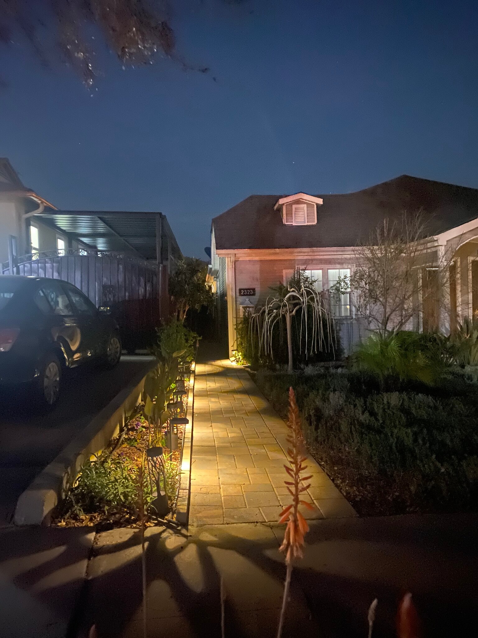 Building Photo - 2323 Las Colinas Ave