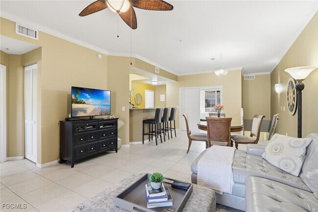 Building Photo - 8560 Violeta St