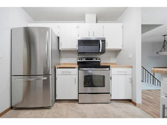 Building Photo - 9523 Hartford Cir