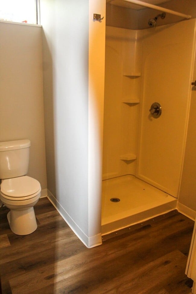 Building Photo - 2237 Mt Vernon Rd SE