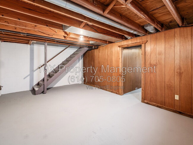 Building Photo - 8235 Goldsmith Dr
