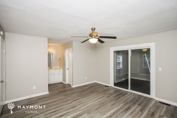 Building Photo - 202 Cricket Ct