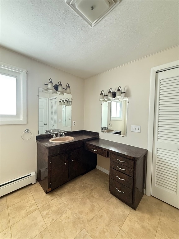 Building Photo - 33 N Sullivan Rd