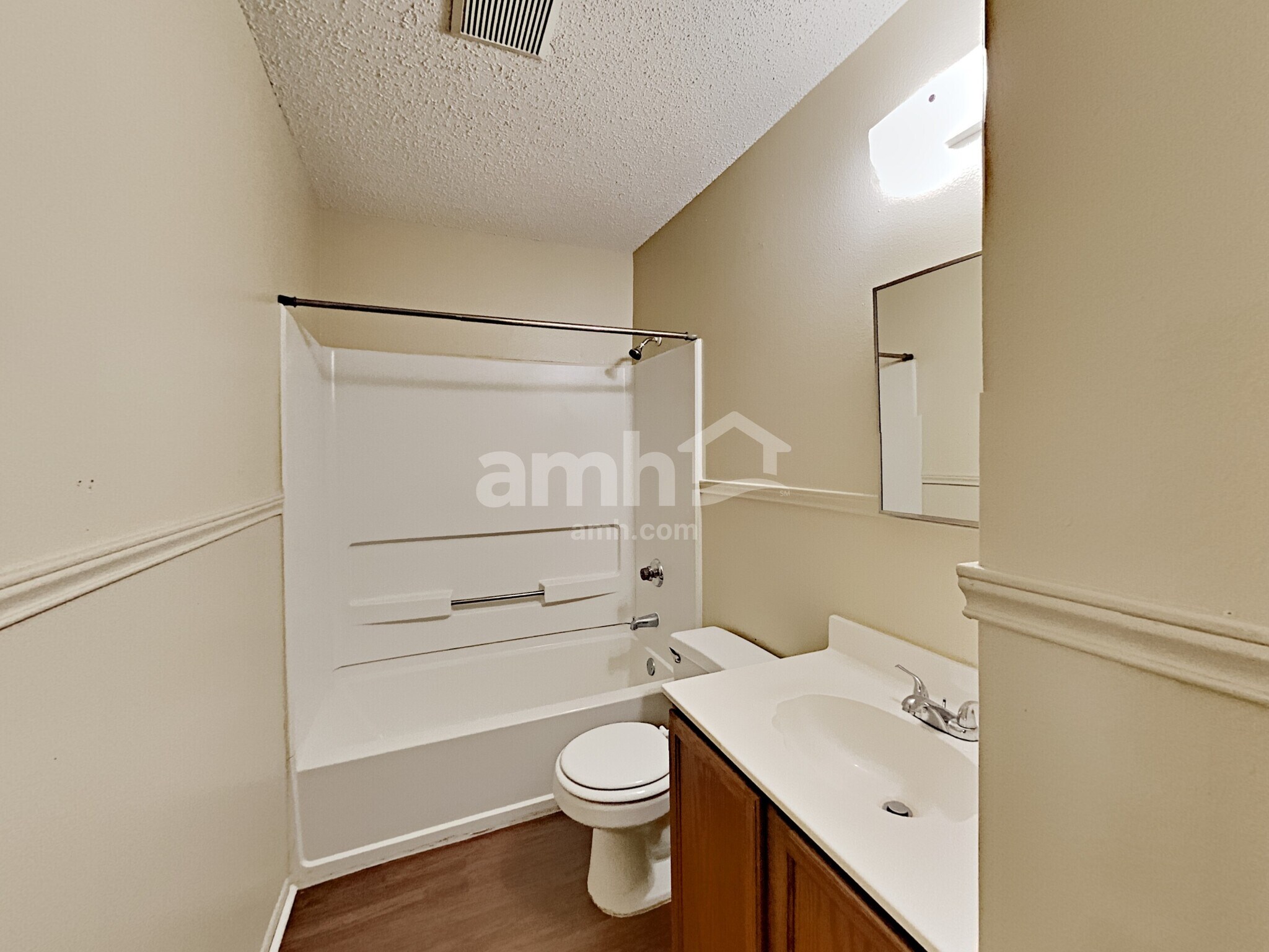 Building Photo - 8010 Manderly Pl