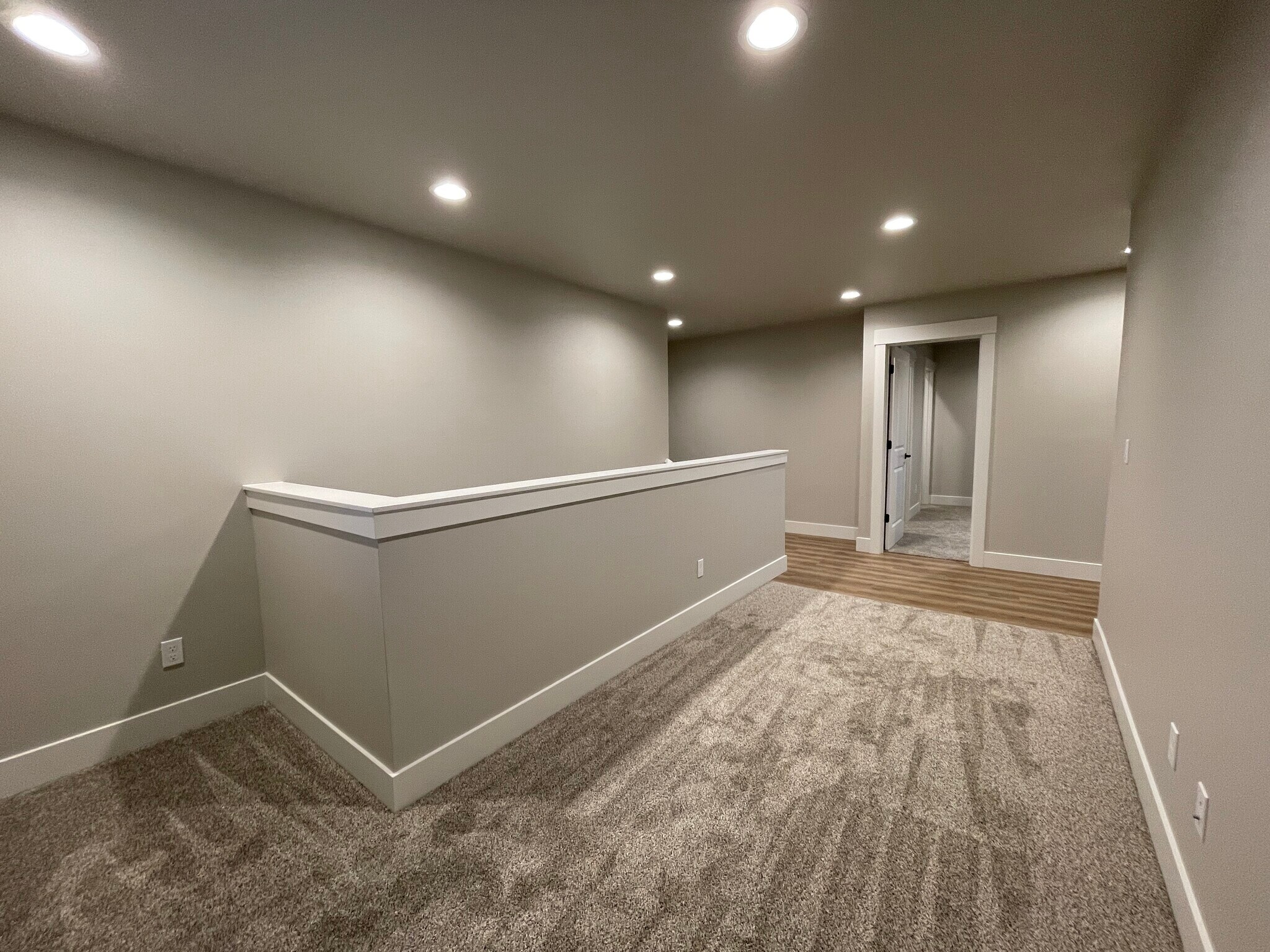 Building Photo - 411 W Poplar St