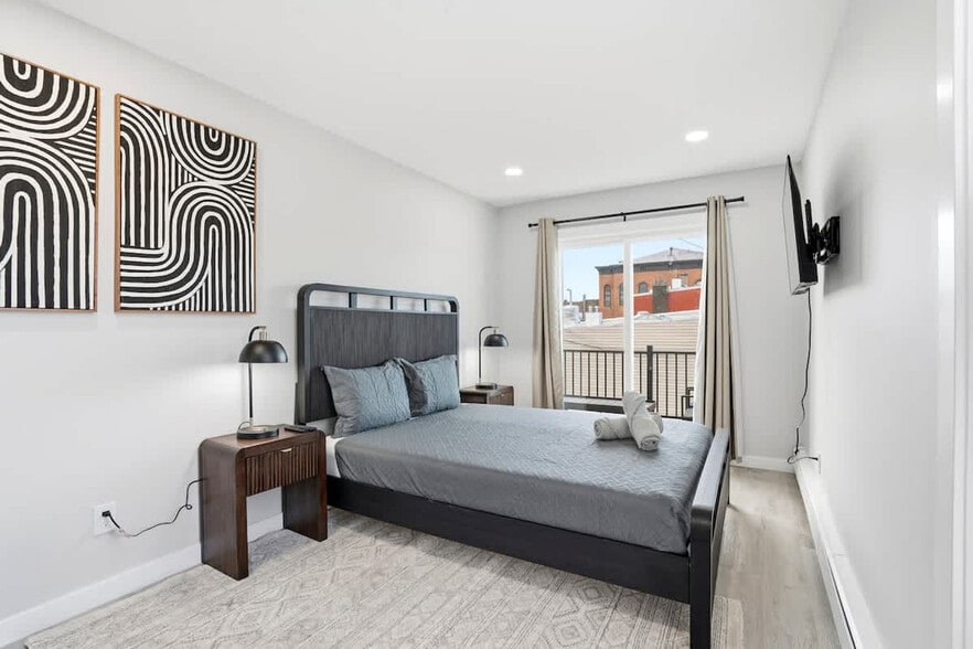 Building Photo - 225 Hancock Ave