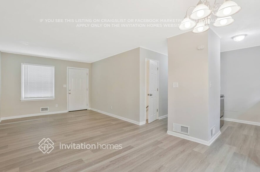 Building Photo - 2155 Venesa Cir
