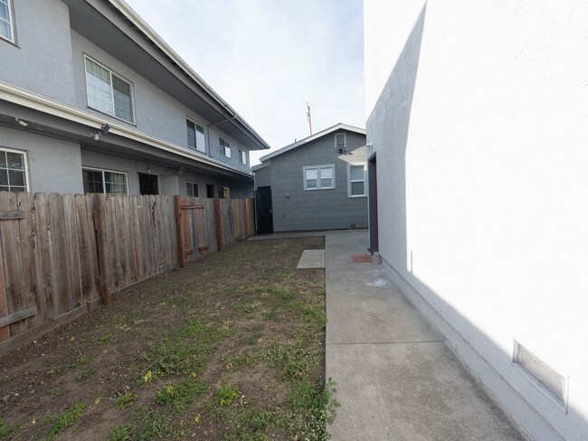 Building Photo - 2456 88th Ave