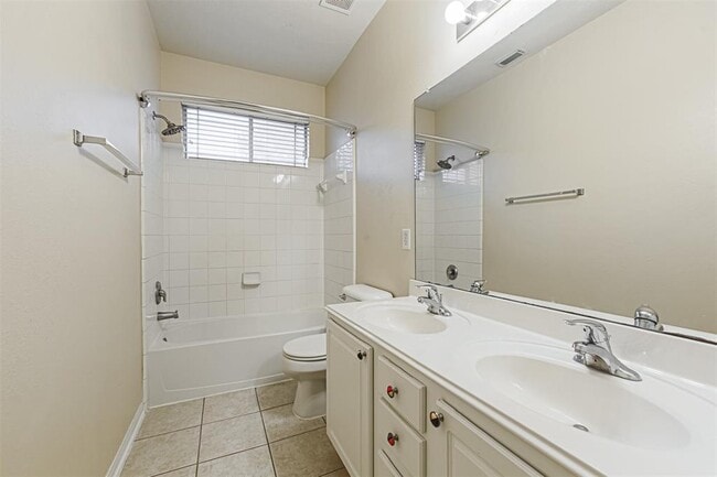 Building Photo - 24503 Jocelyn Park Ct