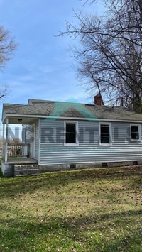 Building Photo - 1228 E Lindsay St