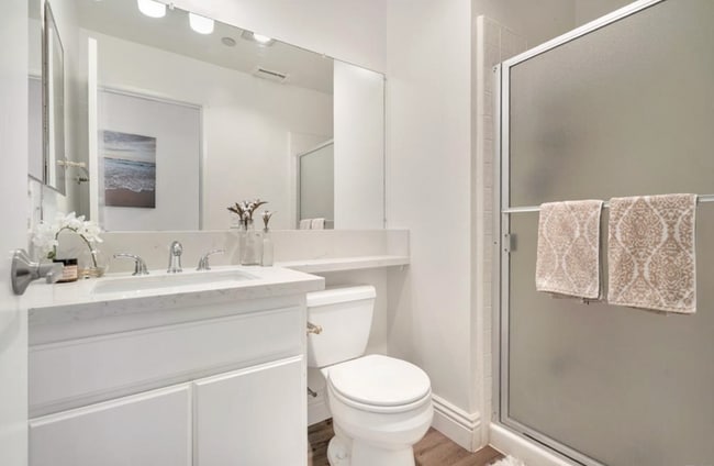 Building Photo - Exclusive Corona Del Mar Condo