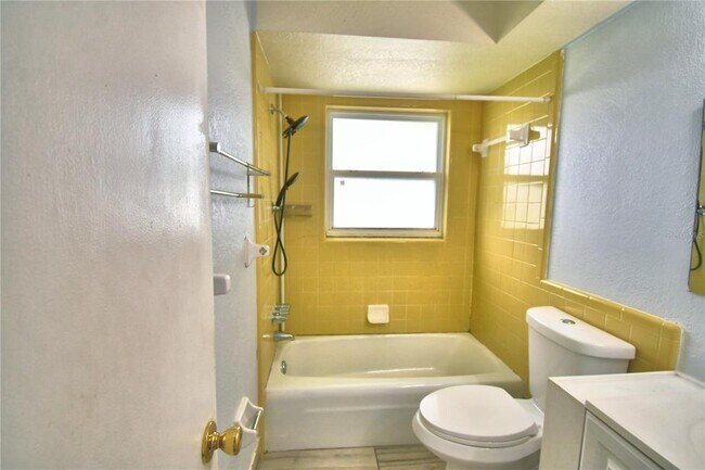 Building Photo - 153 Browning Cir