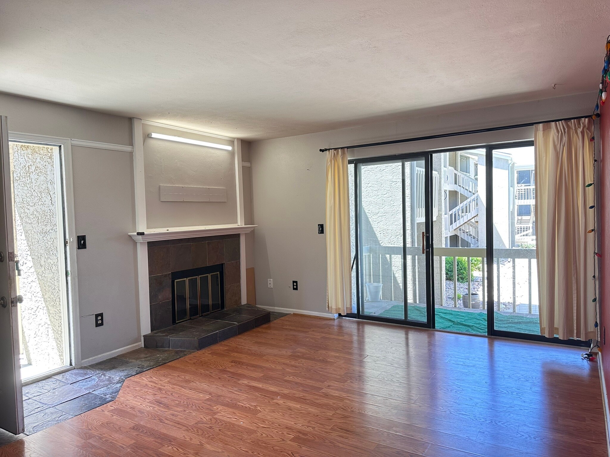 Building Photo - 40 S Boulder Cir