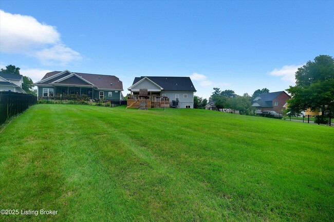 Building Photo - 825 Artisan Pkwy