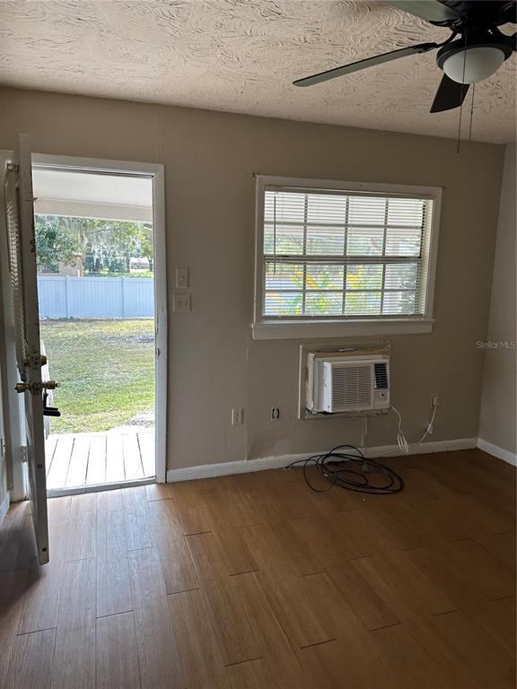 Building Photo - 1111 Willow Ave