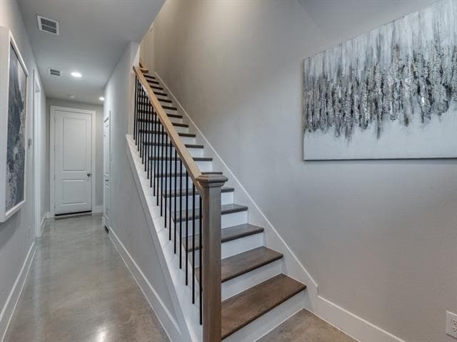 Building Photo - 1129 Manderly Ct