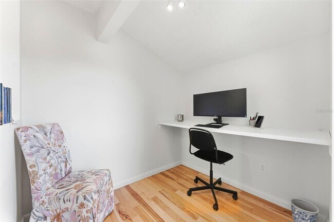 Building Photo - 105 E Davis Blvd