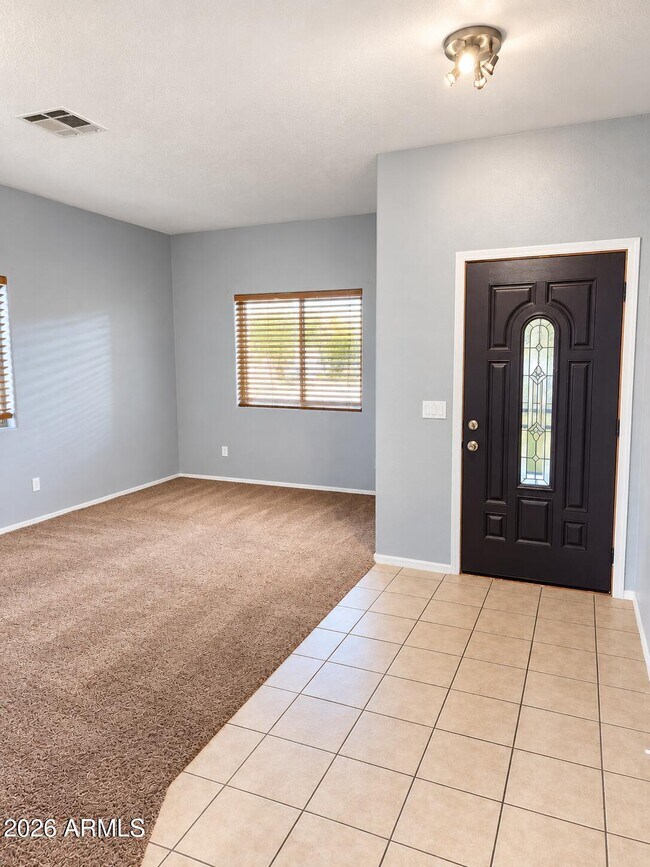 Building Photo - 5830 S 11th Dr