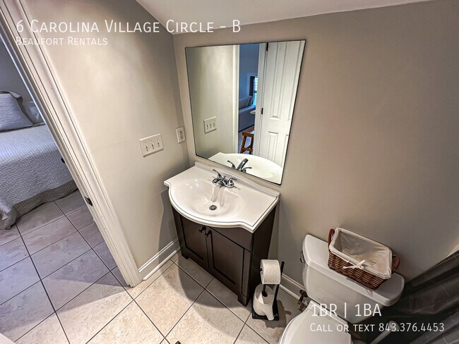 Building Photo - 6 Carolina Village Cir