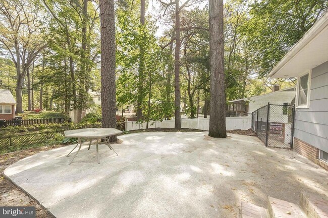Building Photo - 731 Richwil Dr