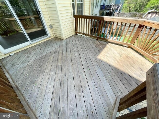 Building Photo - 1928 Rainbow Ct