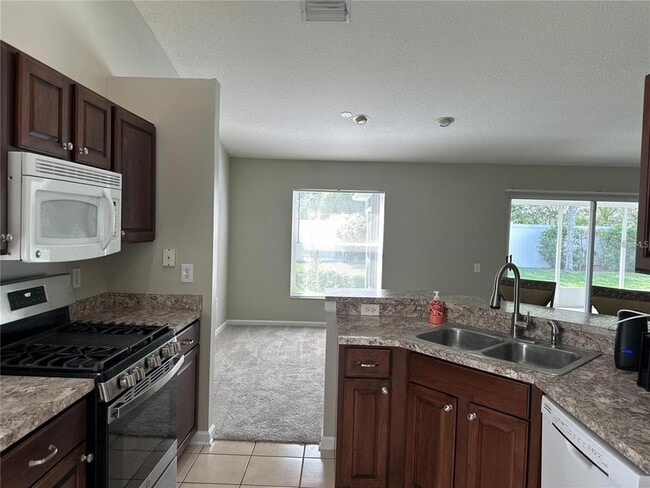Building Photo - 30747 Burleigh Dr