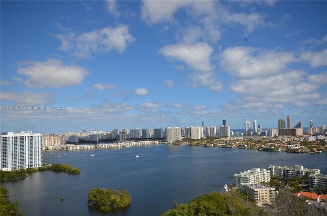 Building Photo - 16385 Biscayne Blvd