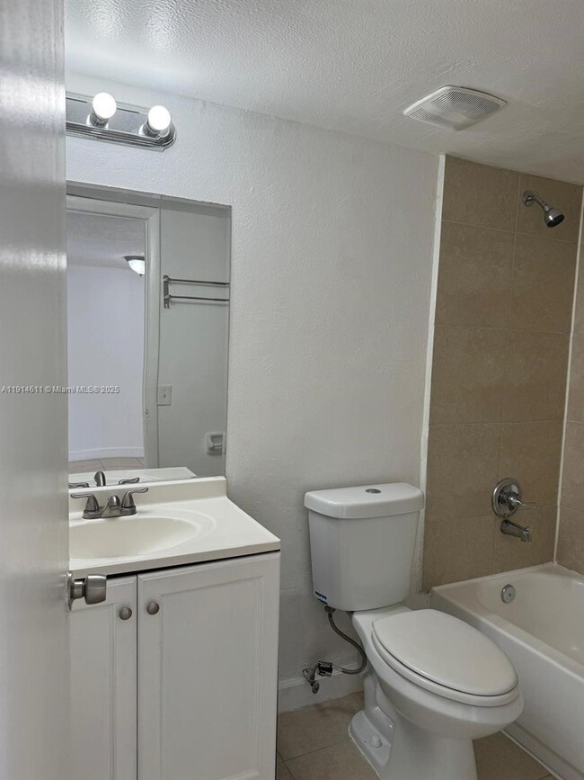 Building Photo - 2401 Van Buren St