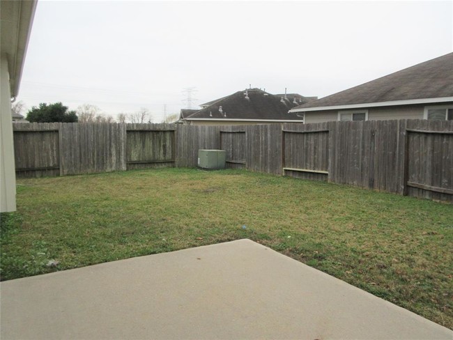 Building Photo - 11035 KNOBBLEY Oak Ct