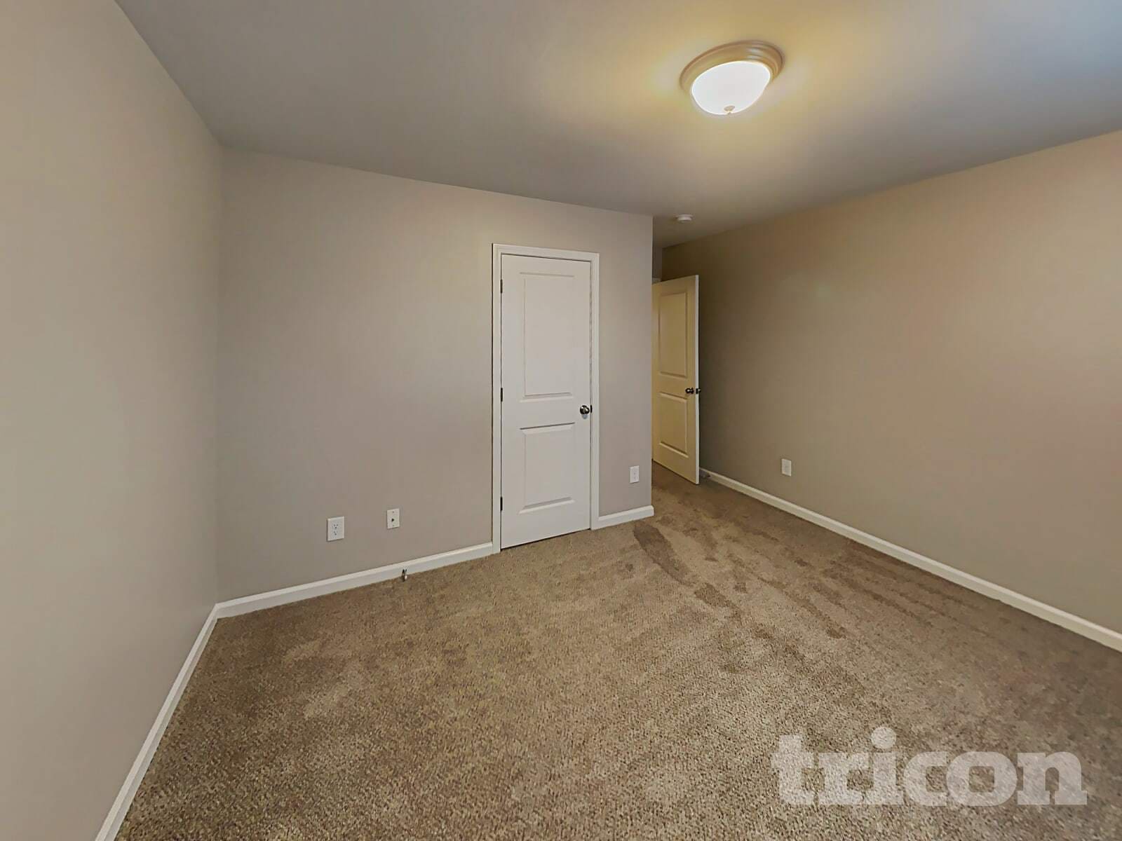 Building Photo - 919 Dovefield Ln