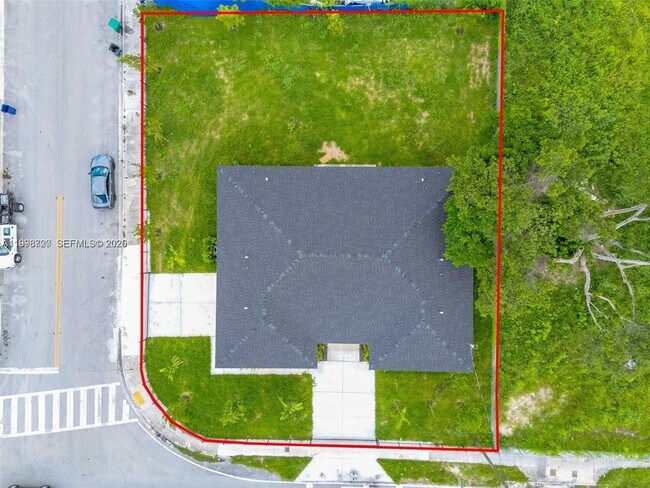 Building Photo - 11870 SW 220th Terrace
