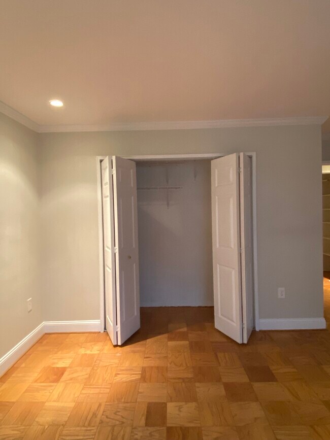 Building Photo - 5301 Westbard Cir